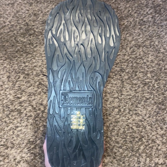 Demonia chunky white Tall knee calf platform boots -  Trashville - 502 - Picture 7 of 7